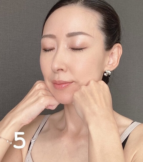 ５０歳からのメンズ美容２０２１０９２７／リンパマッサージの手順５