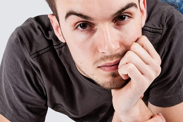 テストステロン量は顔つきに現れる！？論文から関係を紐解く