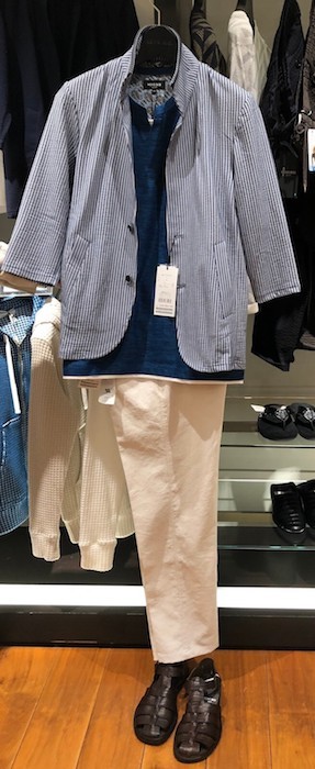 モテる男の１万円服装術２０２１０８０４／サッカージャケット＋グルカサンダル